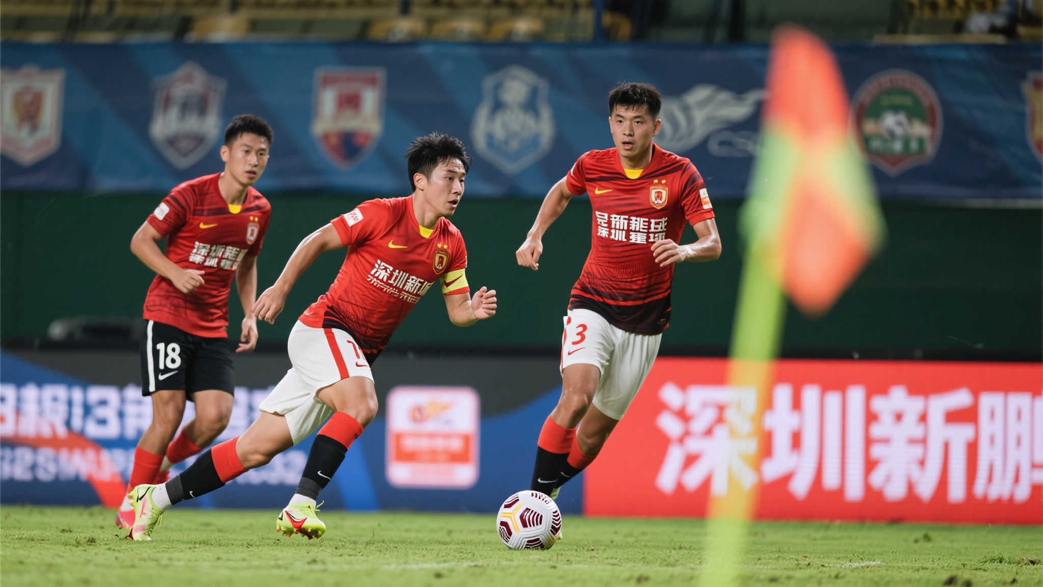 引言：深圳新鹏城的保级之战为何如此紧迫
在中超联